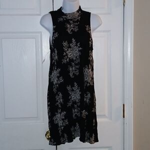 City Triangles  black white embroidered sleeveless dress Sz L